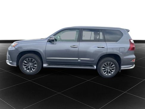 Used 2018 Lexus GX 460 Premium image 2