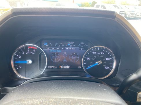 Used 2017 Ford F350 Lariat w/ Lariat Ultimate Package AWD/4WD image 5