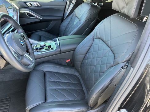 Used 2026 BMW X6 M60i image 19