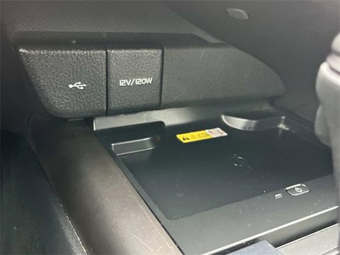 Used 2023 Toyota Camry XSE image 34