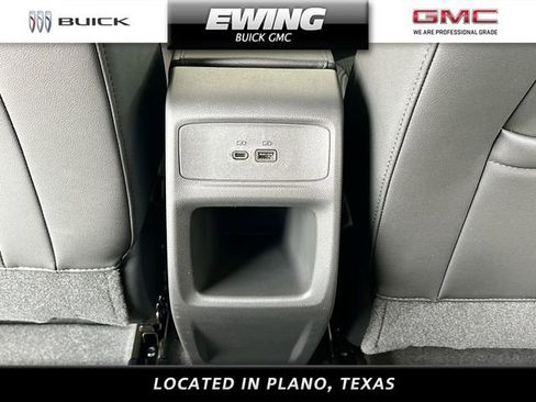 New 2026 Buick Envista Preferred FWD image 18