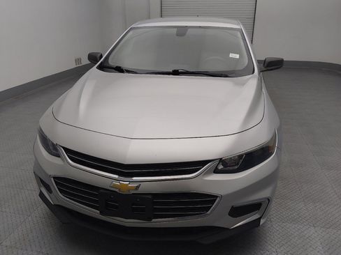 Used 2018 Chevrolet Malibu LS FWD image 15