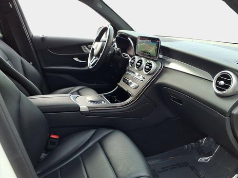 Used 2022 Mercedes-Benz GLC 300 4MATIC image 15