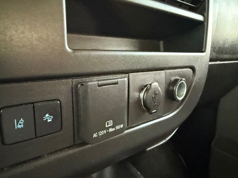 Used 2021 GMC Savana 3500 Extended w/ Power Convenience Package image 20