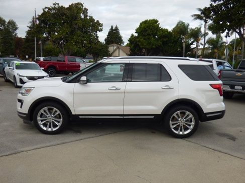 Used 2018 Ford Explorer Limited w/ Equipment Group 301A image 6