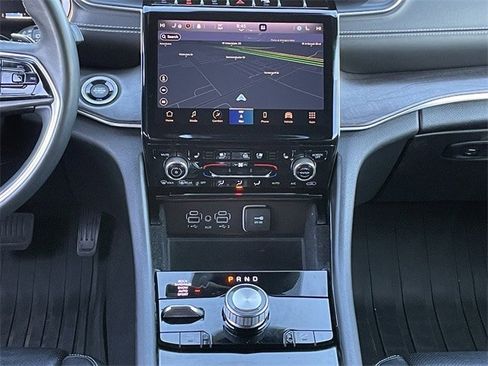 Used 2021 Jeep Grand Cherokee L Overland w/ Luxury Tech Group IV image 17