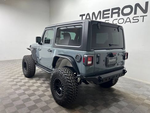 Used 2025 Jeep Wrangler Sport AWD/4WD image 8