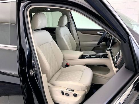 New 2026 Volkswagen Atlas SEL Premium R-Line AWD/4WD image 11