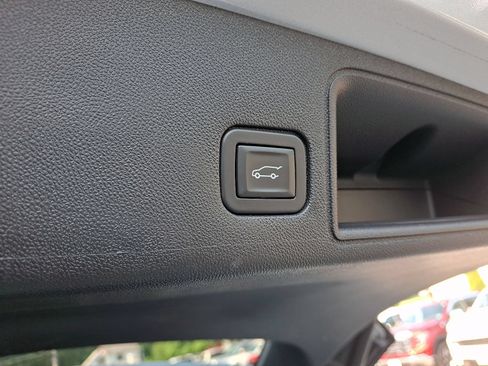 Used 2019 GMC Terrain Denali AWD/4WD image 30
