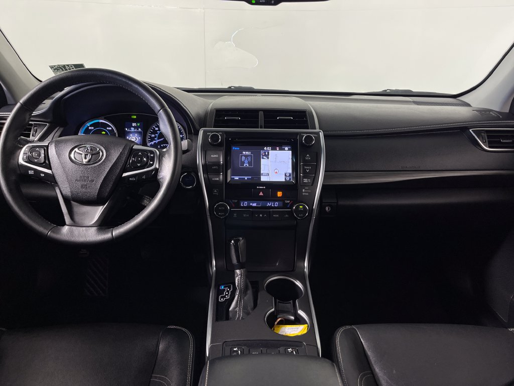 Used 2016 Toyota Camry XLE w/ Moonroof Package FWD image 14