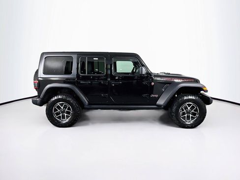Used 2026 Jeep Wrangler Unlimited Rubicon AWD/4WD image 12