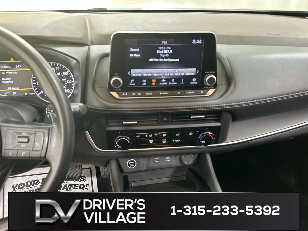 Used 2023 Nissan Rogue S AWD/4WD image 18