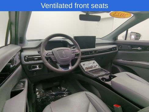 Used 2023 Lincoln Nautilus Reserve w/ Equipment Group 201A image 21