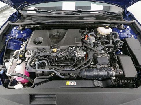 Used 2025 Toyota Camry XSE image 13