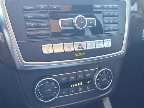 Used 2015 Mercedes-Benz ML 350 4MATIC image 29