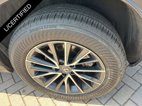 Used 2025 Lexus NX 250 FWD w/ Accessory Package (Z1) image 11