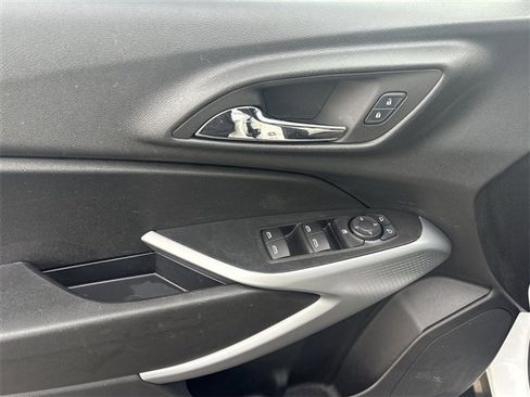 Used 2024 Chevrolet Trax RS w/ Driver Confidence Package image 21