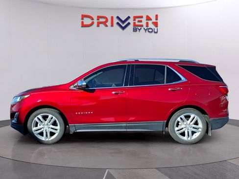Used 2019 Chevrolet Equinox Premier image 2