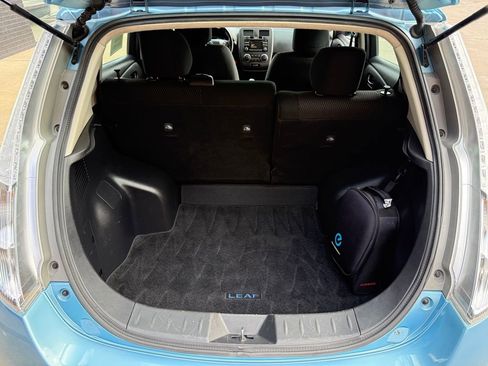 Used 2015 Nissan Leaf S w/ Charge Package FWD image 17