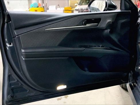Used 2025 Toyota Camry XLE w/ Premium Plus Package image 22