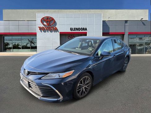 Used 2024 Toyota Camry XLE image 2