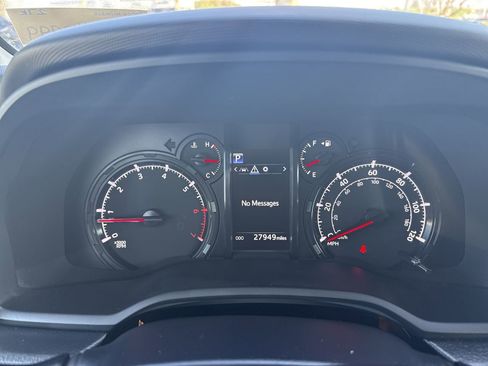 Used 2023 Toyota 4Runner SR5 Premium image 10