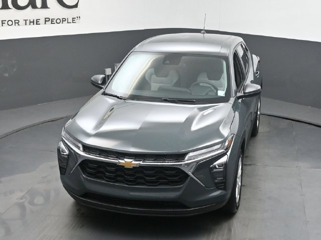 New 2026 Chevrolet Trax LS FWD image 24