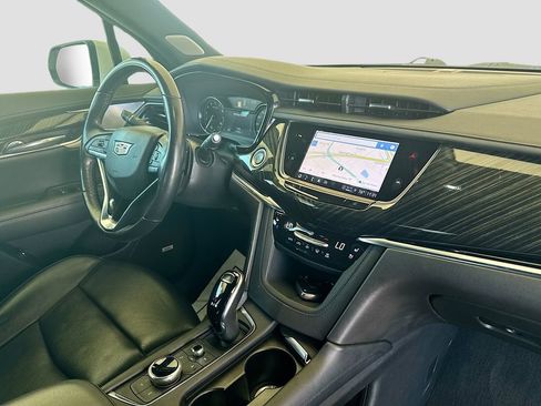 Used 2023 Cadillac XT6 Premium Luxury FWD image 25