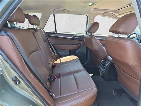 Used 2019 Subaru Outback 3.6R Touring w/ Popular Package #3A AWD/4WD image 22