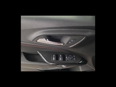 Used 2025 Chevrolet Trax RS w/ Driver Confidence Package FWD image 12