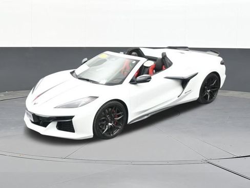 Used 2024 Chevrolet Corvette Z06 RWD image 61