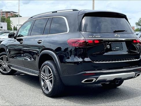 Used 2026 Mercedes-Benz GLS 450 4MATIC image 10