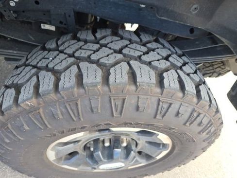 Used 2025 Ford F350 Lariat w/ Tremor Off-Road Package image 6