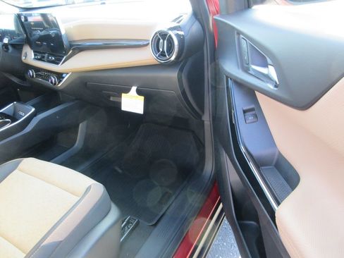 New 2026 Chevrolet Equinox ACTIV image 18