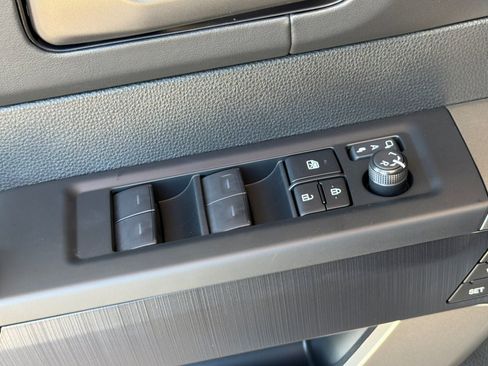 New 2026 Toyota Tundra Platinum AWD/4WD image 13