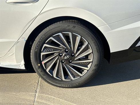 New 2026 Hyundai Sonata Limited image 7