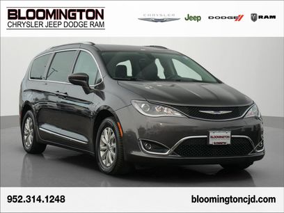 Used 2018 Chrysler Pacifica Touring-L