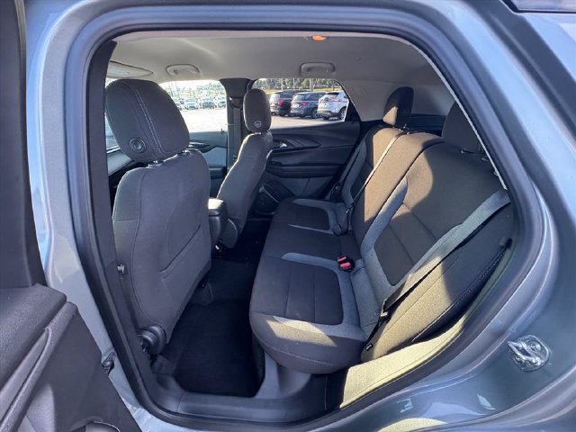 Used 2025 Chevrolet TrailBlazer LT AWD/4WD image 12