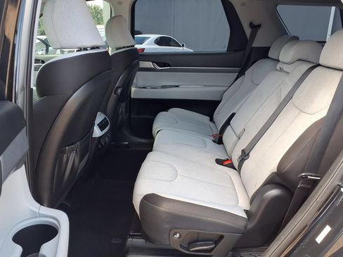 Used 2020 Hyundai Palisade SE FWD image 11