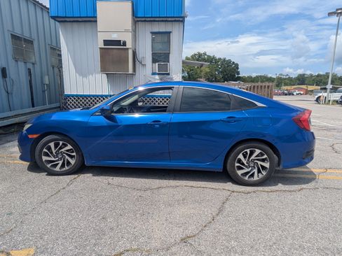 Used 2016 Honda Civic EX image 7