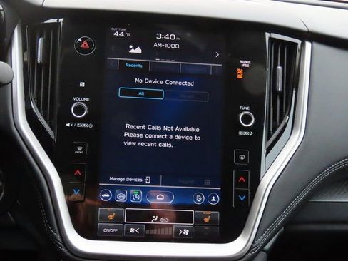 Used 2025 Subaru Outback Premium w/ Popular Package #1A image 25