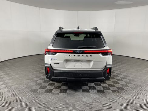 New 2026 Subaru Outback Limited image 4