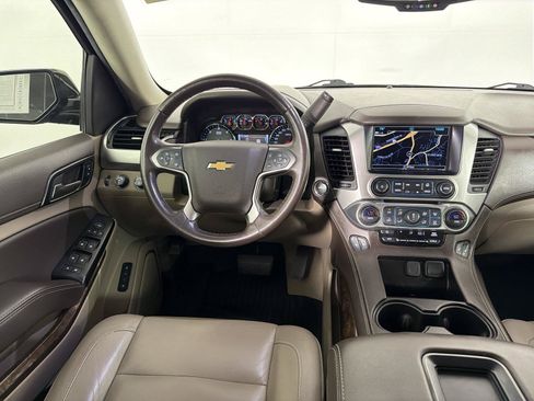 Certified 2020 Chevrolet Suburban LT AWD/4WD image 25