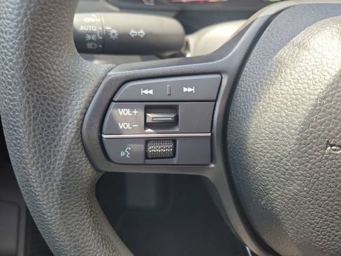 Used 2025 Honda Accord LX image 20