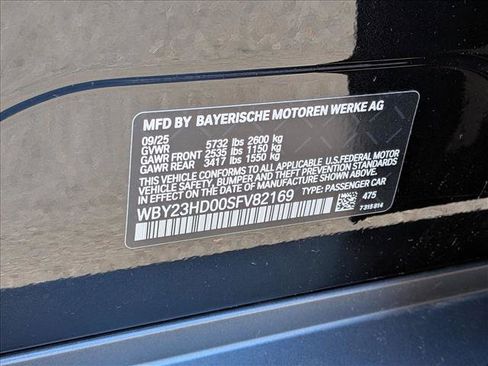 Used 2025 BMW i4 eDrive40 w/ Premium Package RWD image 26