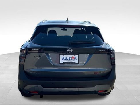 Used 2025 Nissan Kicks SR w/ SR Premium Package image 8