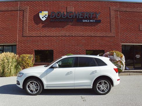 Used 2017 Audi Q5 2.0T Premium image 4