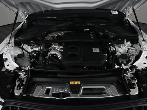 Certified 2025 Mercedes-Benz GLC 43 AMG 4MATIC image 32