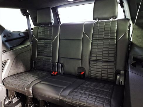 Used 2021 Cadillac Escalade Sport Platinum image 9