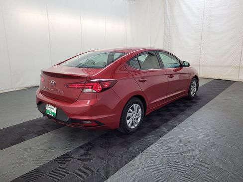 Used 2020 Hyundai Elantra SE w/ Cargo Package (C1) FWD image 9